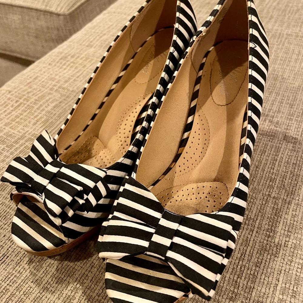 Womens dexflex comfort wedges